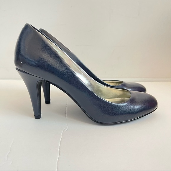 Style & Co. Women’s High Heels Navy Blue Round Toe Pumps 7.5 - Picture 3 of 6